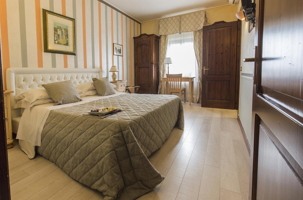 Il Melograno Agriturismo & Spa Pianello  Exterior foto